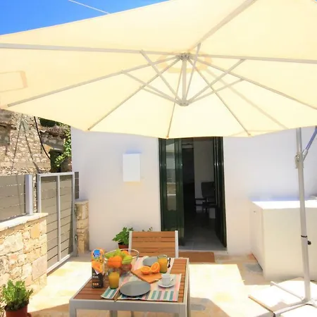 Apartment Topalio